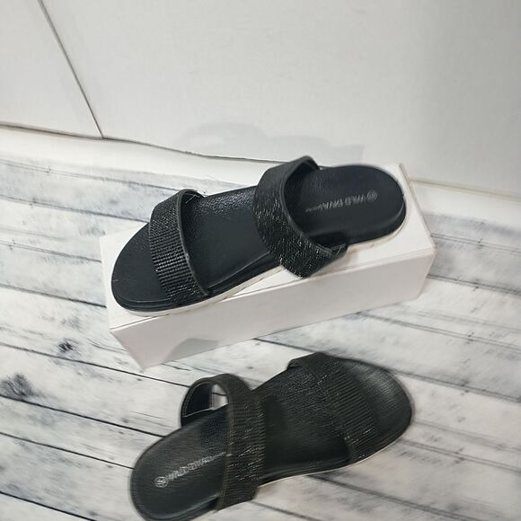 Fashion Nova Wild Diva Sandals Black/white Size 9 - Picture 2 of 8